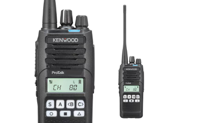 KENWOOD 5W UHF CB HANDHELD RECHARGEABLE RADIO